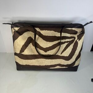 Elegant Zebra Pattern Tote Bag